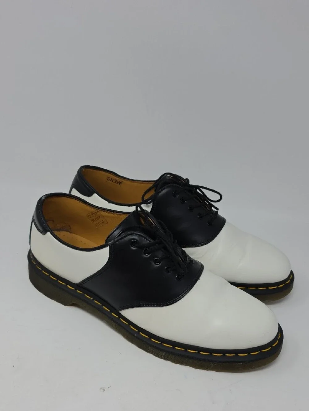 Dr. Martens classic black